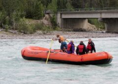 Przeżyj przygodę na Dunajcu: spływy pontonowe w malowniczym regionie